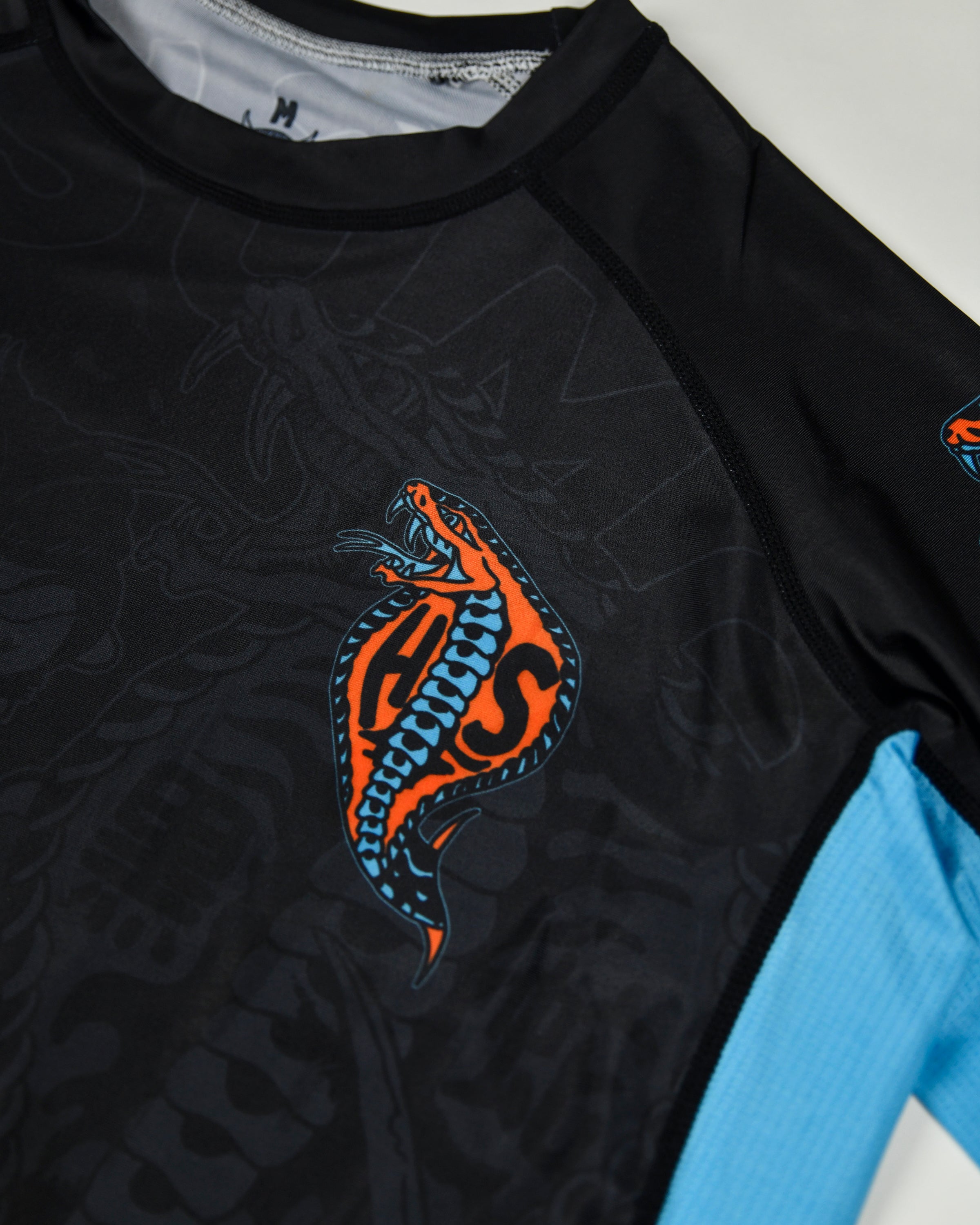 Midoshi Rashguard