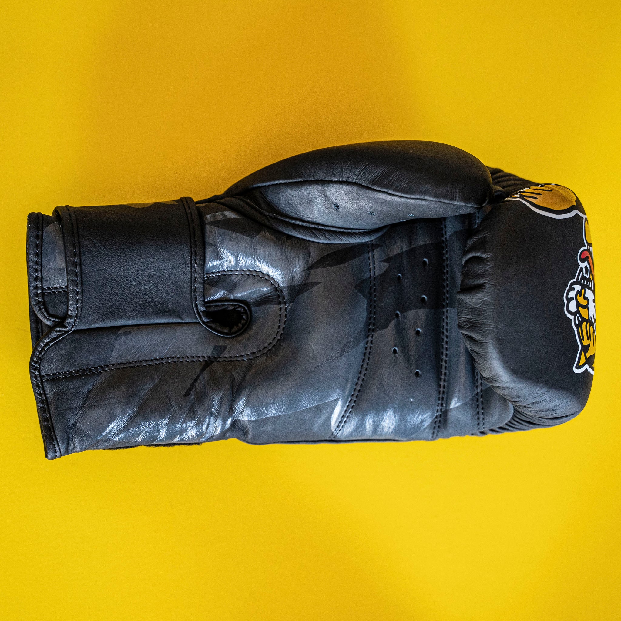 Tora Boxing Gloves