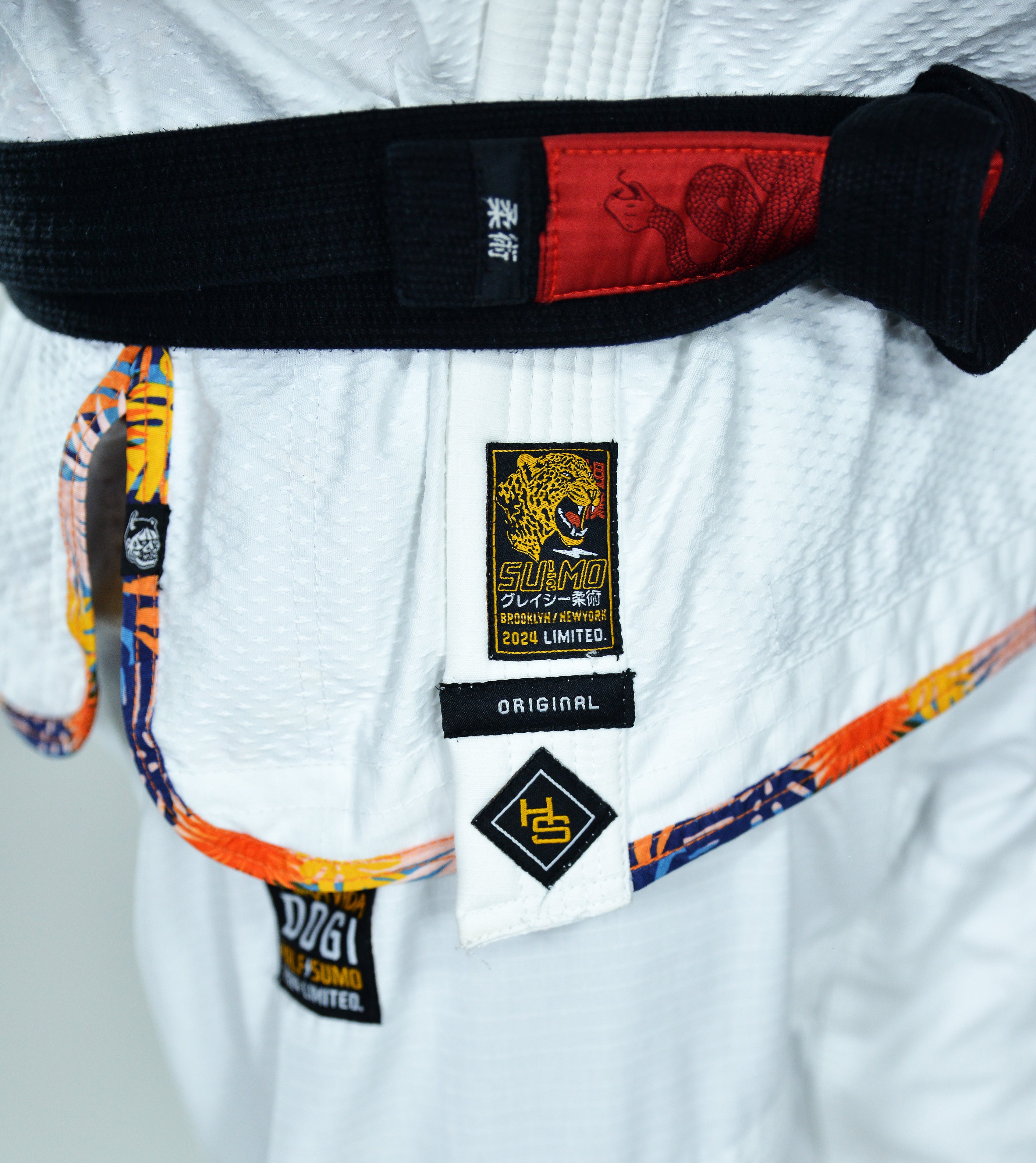 Pura Vida DoGi White